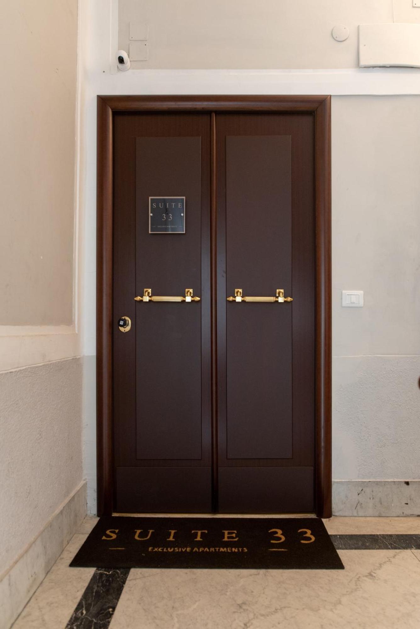 Suite 33 Napoli Esterno foto